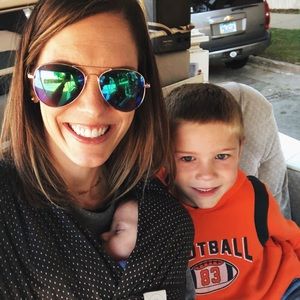 Meet your Posher, Courtney